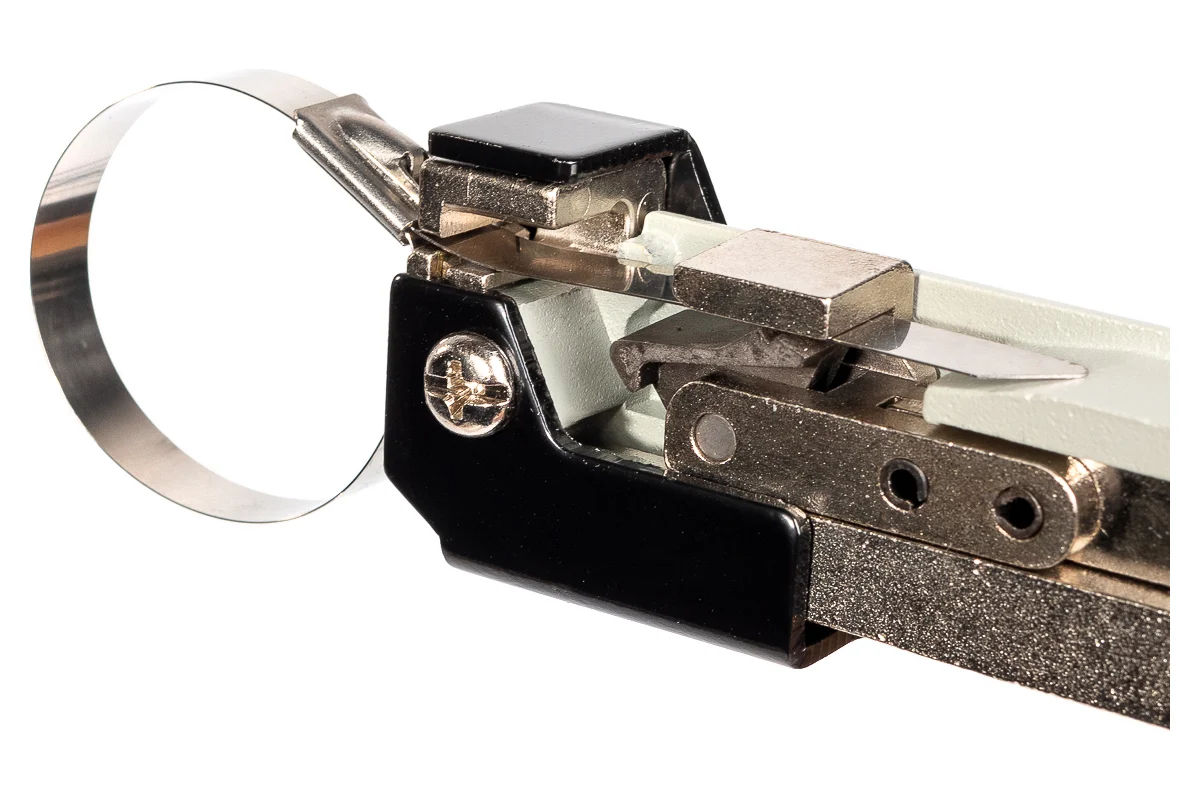 Инструмент для монтажа стальных стяжек КВТ TG-05